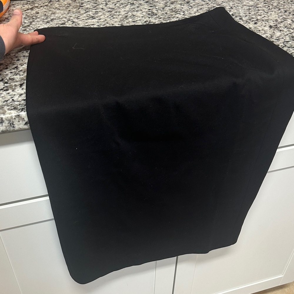 Vince Camuto Classic Black Pencil Skirt
